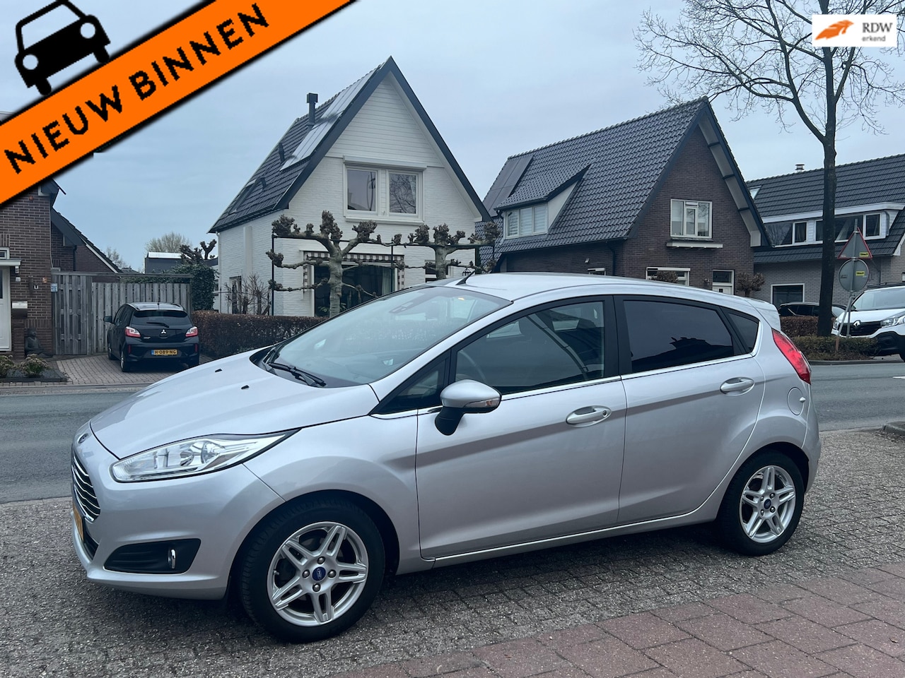 Ford Fiesta - 1.0 EcoBoost Titanium stoelverwarming clima. - AutoWereld.nl