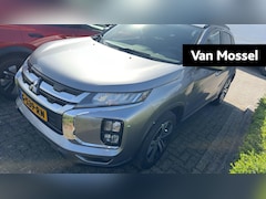 Mitsubishi ASX - 2.0 Intense | Trekhaak | Navigatie | Stoel verwarming |