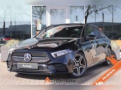 Mercedes-Benz A-klasse - Limousine A 180 AMG-Line 136pk | Camera | Sfeer | Cruise | Climate | Navi | Night Pakket |