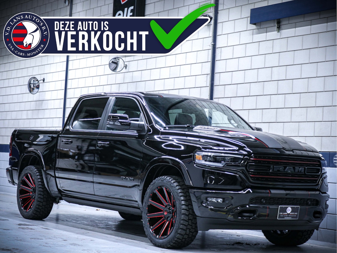 Dodge Ram 1500 - Crew Cab Limited Night Edition Rambox | Digitale cluster - AutoWereld.nl