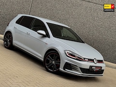 Volkswagen Golf - 2.0 TSI GTI Performance 245 PK Apple Carplay