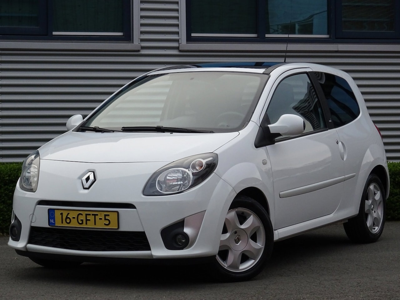 Renault Twingo - 1.2-16V Nokia Airco Panoramadak NW Apk - AutoWereld.nl