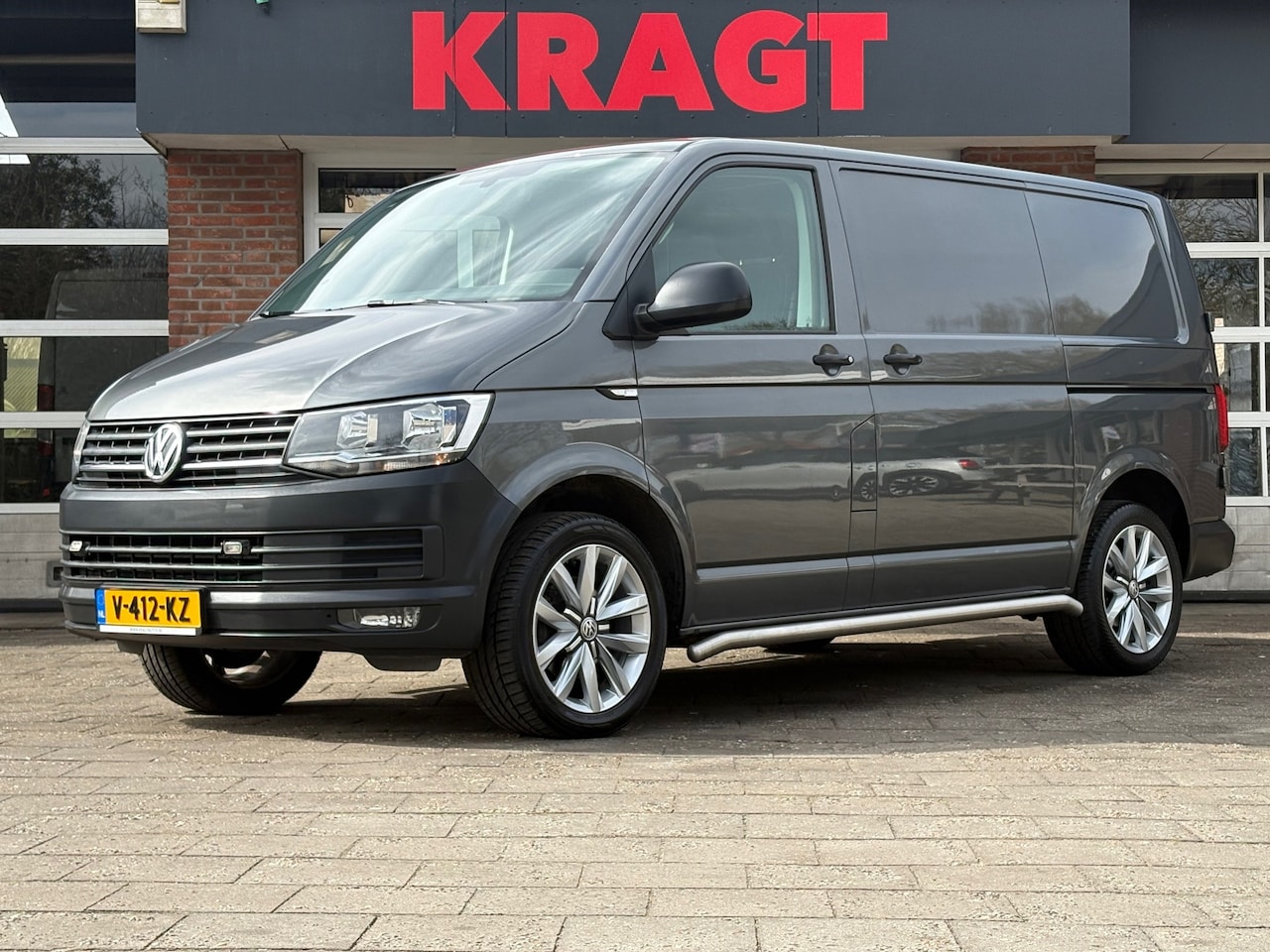 Volkswagen Transporter - 2.0 TDI L1H1 HIGHLINE DSG AUTOMAAT, EURO6, Distr. vv, ORIG Nederlands, lederen bekleding, - AutoWereld.nl