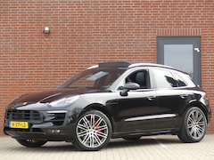Porsche Macan - 3.0 GTS Luchtvering/Pano/Trekhaak/Sportchrono