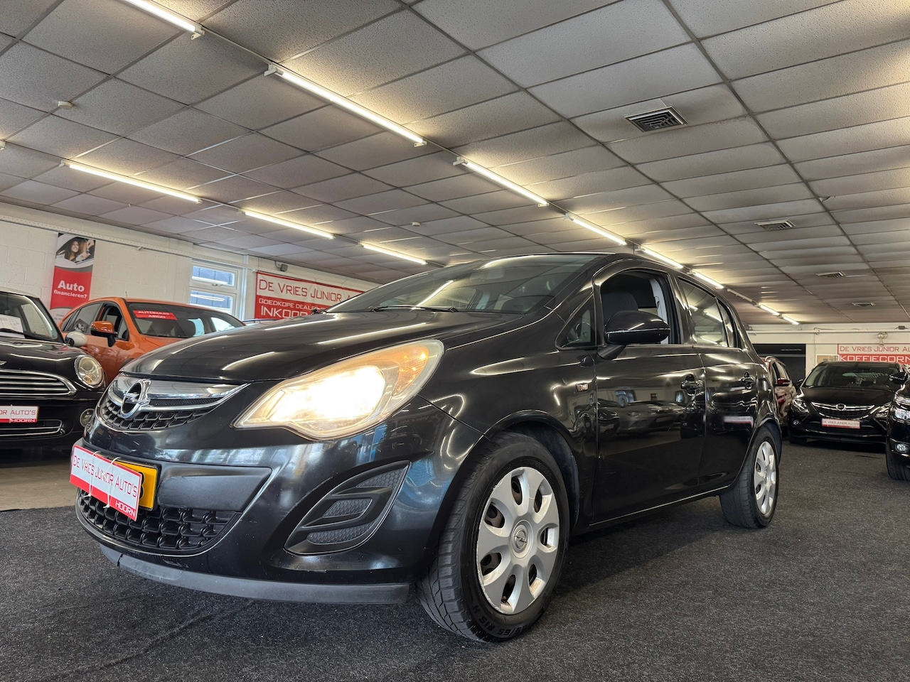 Opel Corsa - 1.2-16V Anniversary Edition 1.2-16V Anniversary Edition. 5-drs, airco, cruise control en meer! - AutoWereld.nl