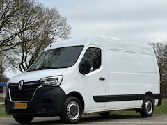 Renault Master - T35 2.3 dCi 135 L2H2 Comfort, AIRCO, parkeersensoren, drie zitplaatsen, NAP, 2500 KG trekk