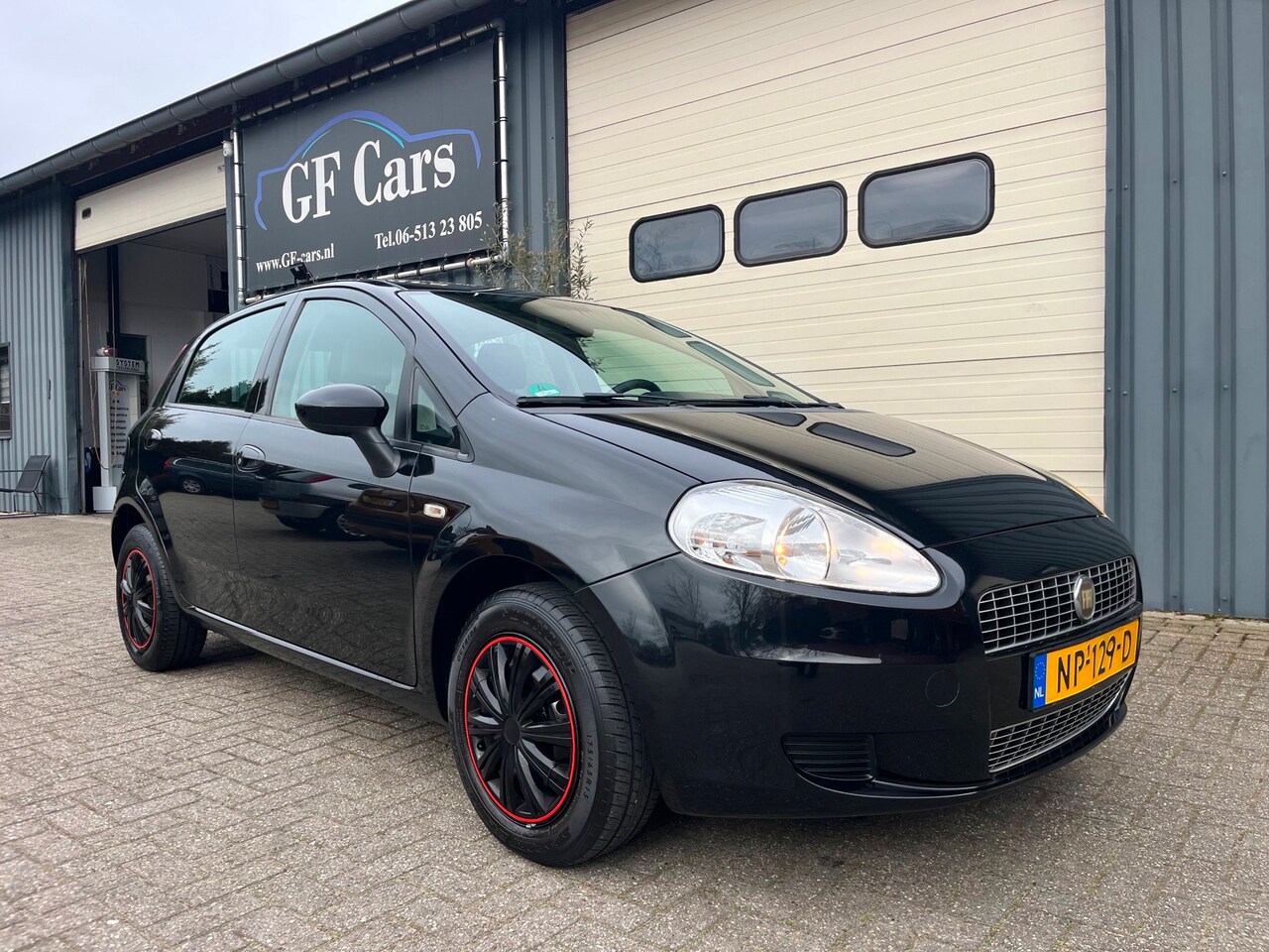 Fiat Grande Punto - 1.4 Racing 2009 5D AIRCO APK Nieuw! - AutoWereld.nl