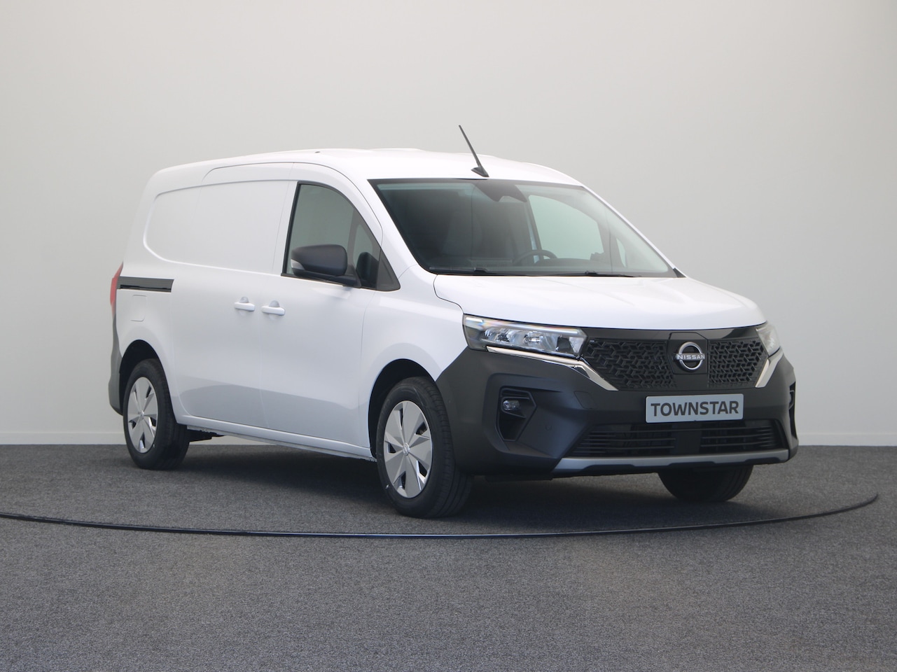 Nissan Townstar - Gesloten Bestel L2H1 EV 121 1AT N-Connecta + Tweede schuifdeur | Financiering 0% | 7500,- - AutoWereld.nl