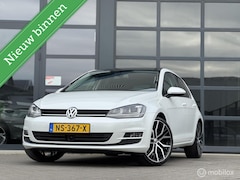 Volkswagen Golf - 1.4 TSI HIGHLINE / DSG / PANO / DMS / ACC