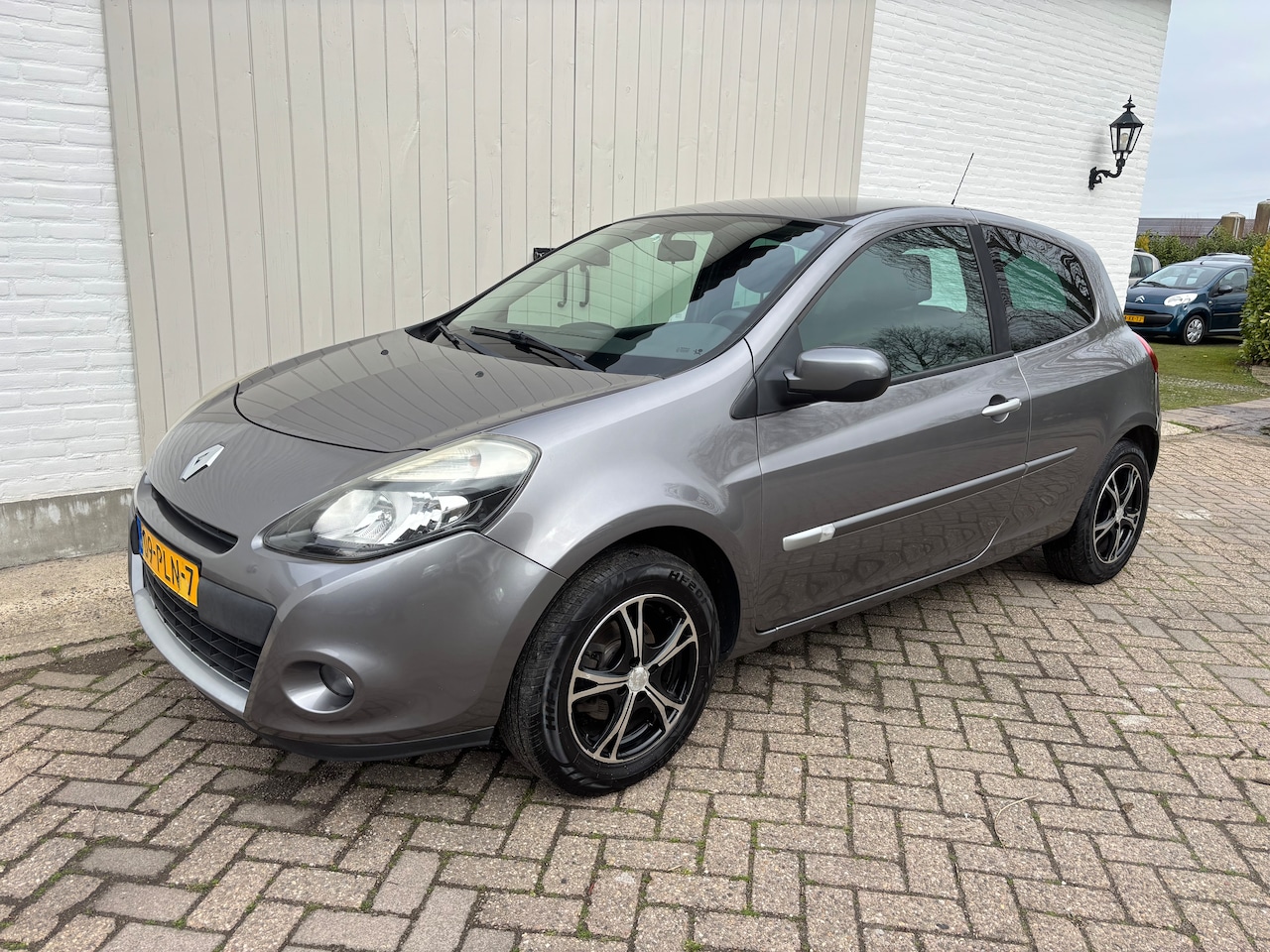 Renault Clio - 1.2 TCE Collection 1ste Eigenaar ! Volledige historie. Trekhaak. - AutoWereld.nl