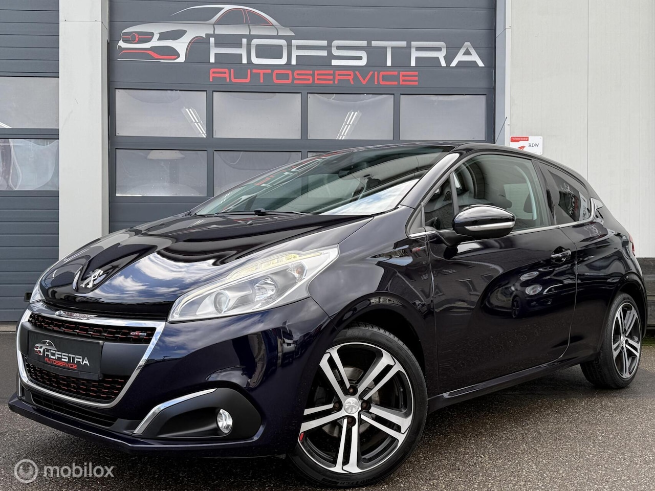 Peugeot 208 - 1.2 PureTech GT-line JBL-Sound CarPlay Stoelverw - AutoWereld.nl
