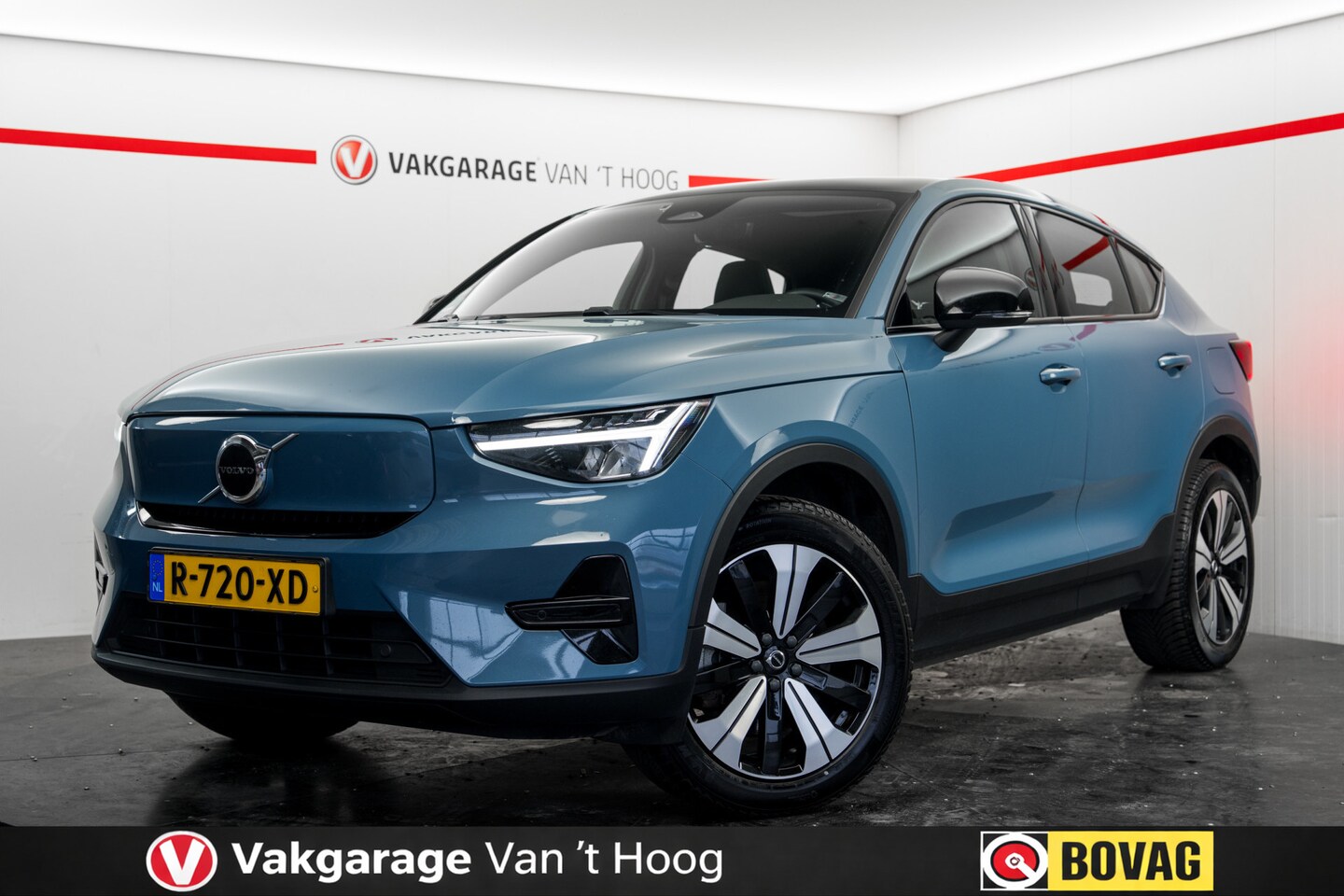 Volvo C40 - Recharge Core 69 kWh Panoramadak Electrische trekhaak 94% soh - AutoWereld.nl