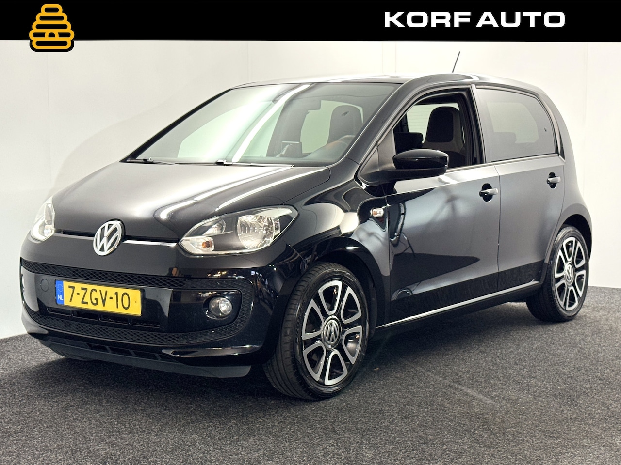 Volkswagen Up! - 1.0 high up! BlueMotion / Nav / Cruise / Fender - AutoWereld.nl