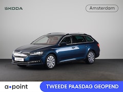 Skoda Superb - 1.4 TSI iV Style 218 pk Automaat (DSG) | Navigatie | Parkeersensoren (Park assist) | Achte