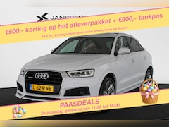 Audi Q3 - 2.0 TFSI quattro Design Pro Line Plus Trekhaak Panoramadak Keyless Camera Stoelverwarming