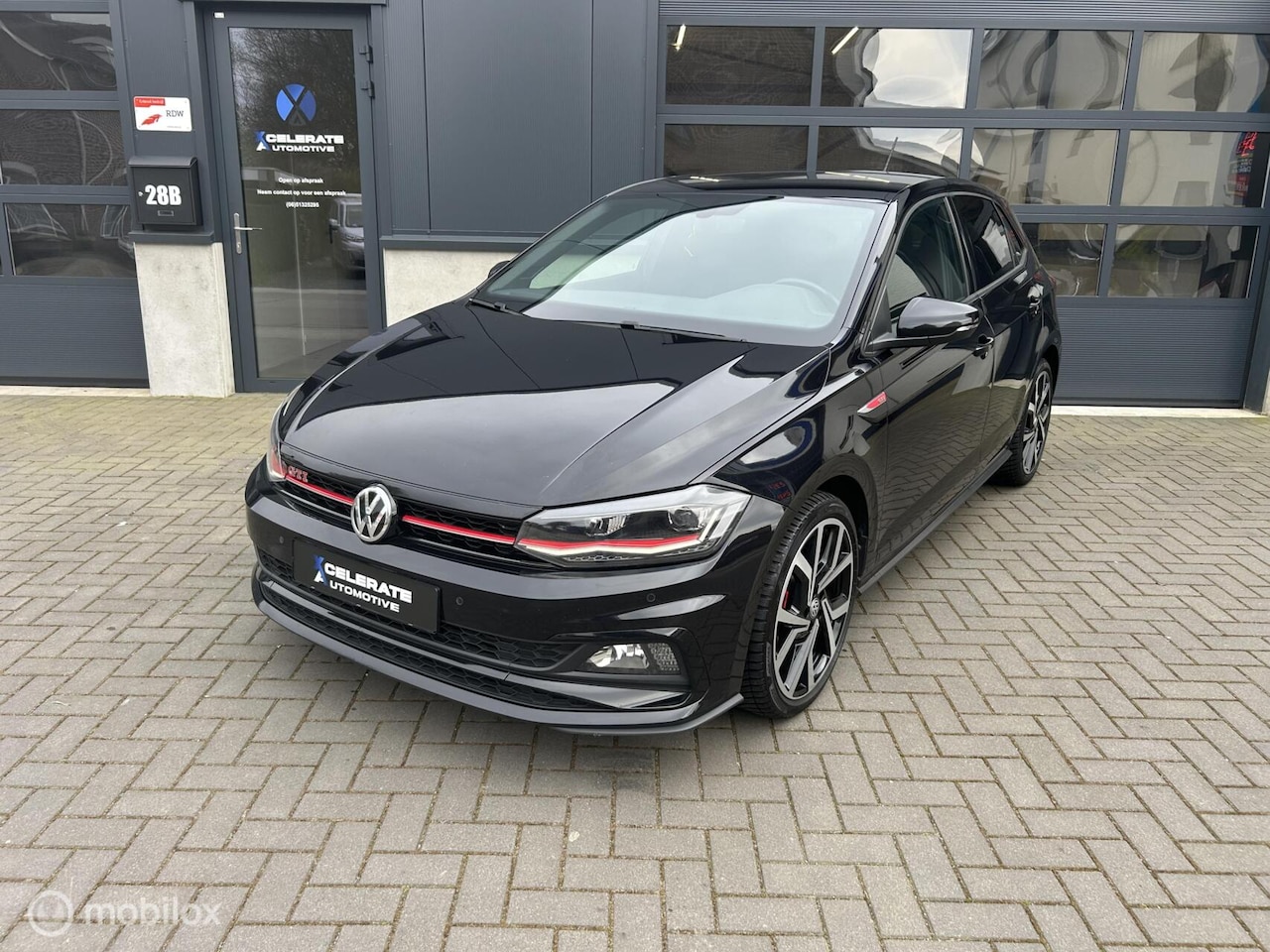 Volkswagen Polo - 2.0 TSI GTI DSG 200PK ACC Digital Dash Led! - AutoWereld.nl
