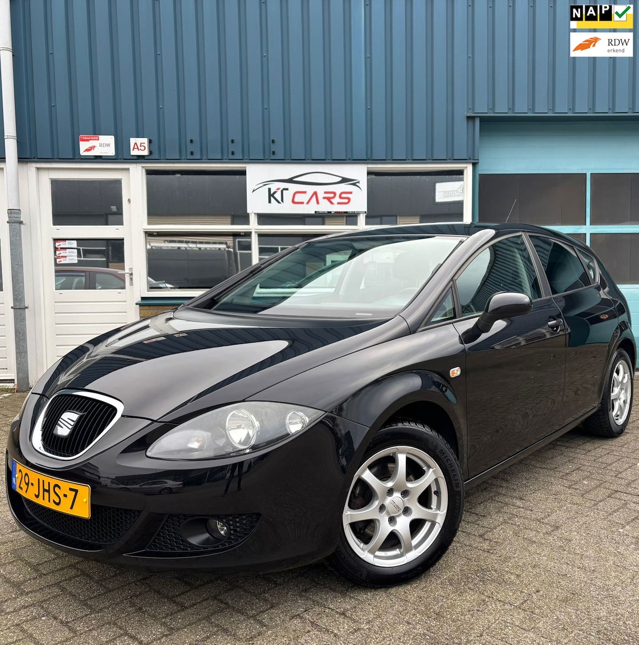 SEAT Leon - 1.6 Dynamic Style|Airco|Cruise|PDC|APK|NAP|Radio|LM Velgen| - AutoWereld.nl