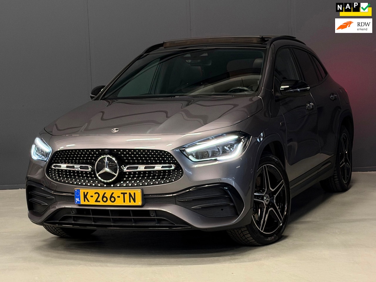 Mercedes-Benz GLA-Klasse - 250 e Business Solution AMG Limited PANO/DODEHOEK/MEMORY/SFEER | KEURIGE AUTO ! - AutoWereld.nl