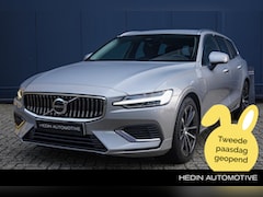 Volvo V60 - 2.0 T6 Plug-in hybrid AWD Essential Bright | Trekhaak | Stuur- stoelverwarming | Pilot Ass