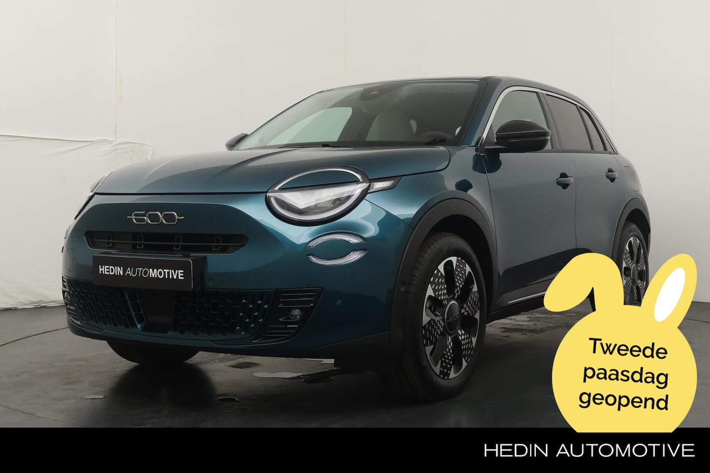 Fiat 600e - La Prima 54 kWh | Navigatie | Climate Control | 18" LM Velgen | Privacy Glass | - AutoWereld.nl