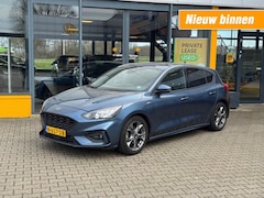 Ford Focus - 1.0 135pk Hybrid ST Line Business - trekhaak - winterpakket - camera