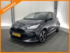 Toyota Yaris - 1.5 Hybrid Style Automaat | Apple Carplay | Dodehoek Det. | Camera | ACC | DAB |