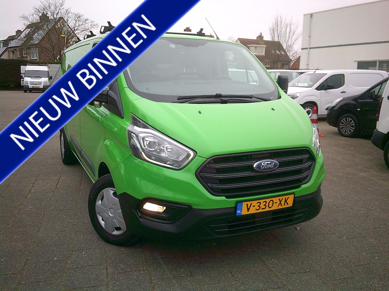 Ford Transit Custom - 300 2.0 TDCI L2H1 Trend VOORZIEN VAN AIRCO+CRUISE+TREKHAAK !!! - AutoWereld.nl