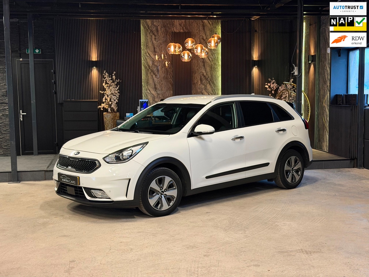 Kia Niro - 1.6 GDi Hybrid DynamicLine 1.6 GDi Hybrid DynamicLine - AutoWereld.nl