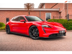 Porsche Taycan Cross Turismo - 4 GTS Pakket | Garantie 01-2028 | 1e Eigenaar | 21'' Vossen | BOSE | Sportchrono |