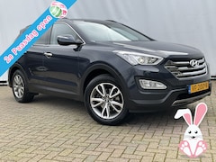 Hyundai Santa Fe - 2.4 GDI 192pk MARGE 56dkm+NAP Grijs kent* Navi/Camera Trekhaak (2500kg) Business Edition