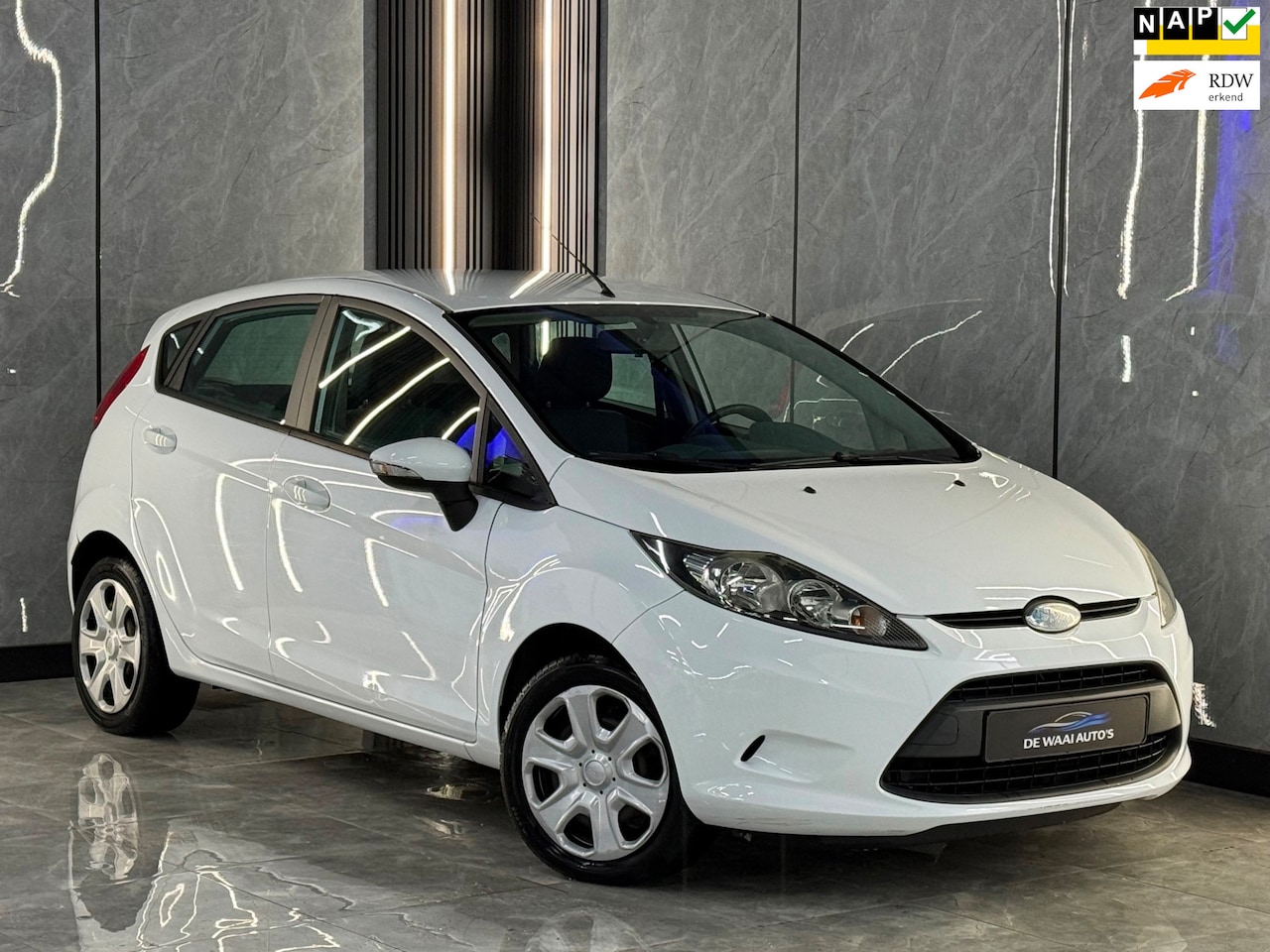 Ford Fiesta - 1.25 Limited Dealer Onderh | Stuurbed | Airco | Nette Auto | NAP | Boekjes - AutoWereld.nl