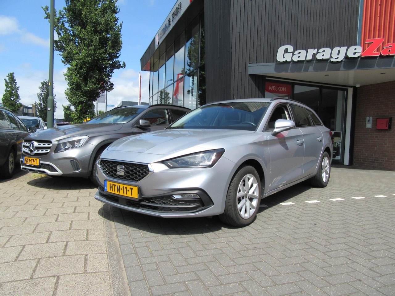 SEAT Leon Sportstourer - 1.0 eTSI Style Business Intense 1.0 eTSI Style Business Intense - AutoWereld.nl