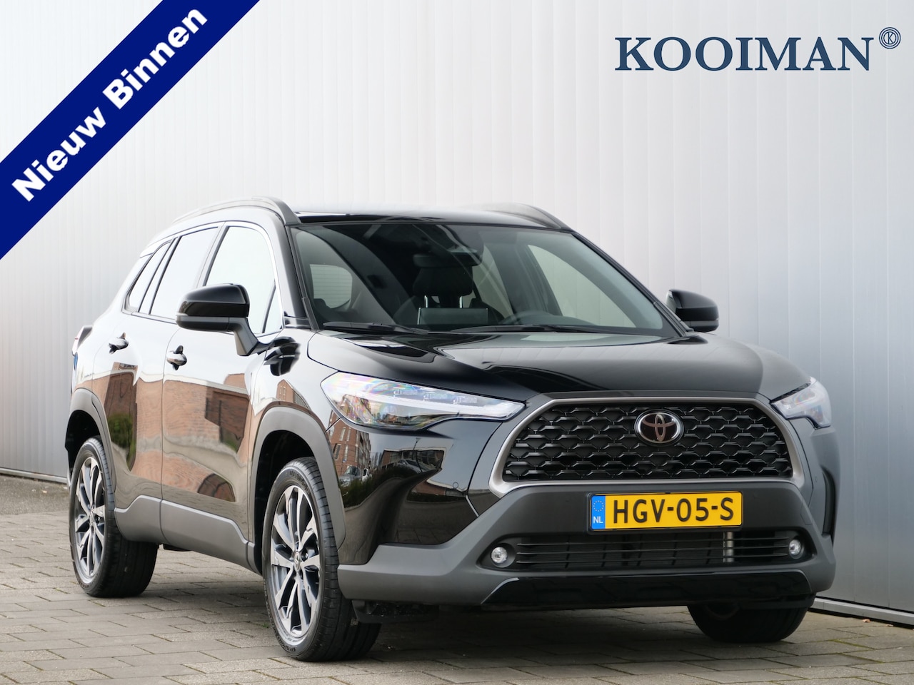 Toyota Corolla Cross - 1.8 High Power Hybrid 140 Pk CVT Navi / DAB / Apple Carplay / Camera / Stoelverwarming / P - AutoWereld.nl