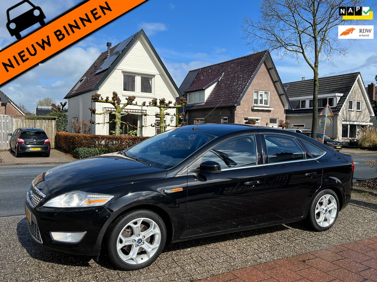 Ford Mondeo - 2.0-16V Titanium apk 1-2027 NL-AUTO-NAP. - AutoWereld.nl