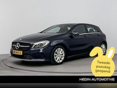 Mercedes-Benz A-klasse - A 180 Automaat Business Solution Style Line | LED | Parkpilot met camera | Stoelverwarming
