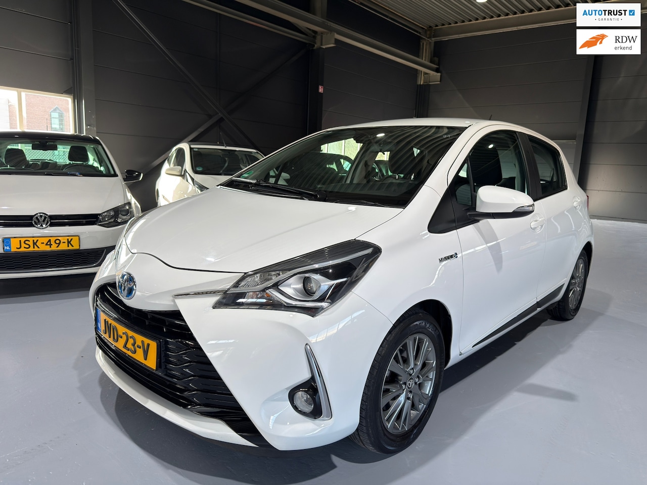 Toyota Yaris - 1.5 Hybrid Executive 1e Eigen. | Dealer onderh. - AutoWereld.nl