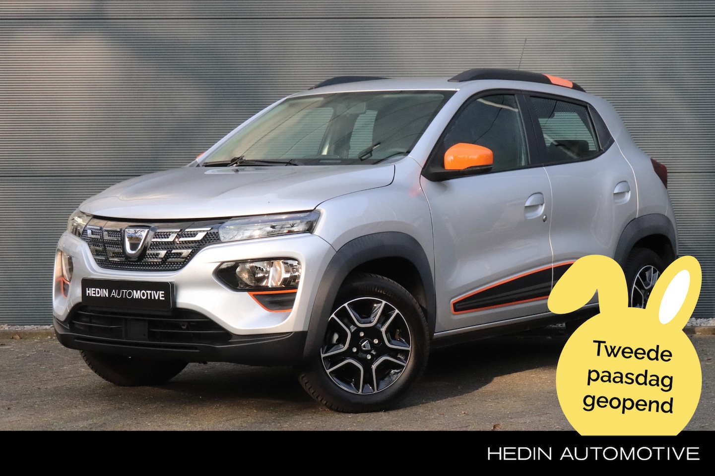 Dacia Spring - Comfort Plus (Orange Pack) 27 kWh | DC Snel lader | Navigatie | Camera | Airco - AutoWereld.nl