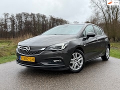 Opel Astra - 1.6 CDTI Business+ / Stoel-Stuurverwarming / Climate Control / Cruise Control / Bluetooth