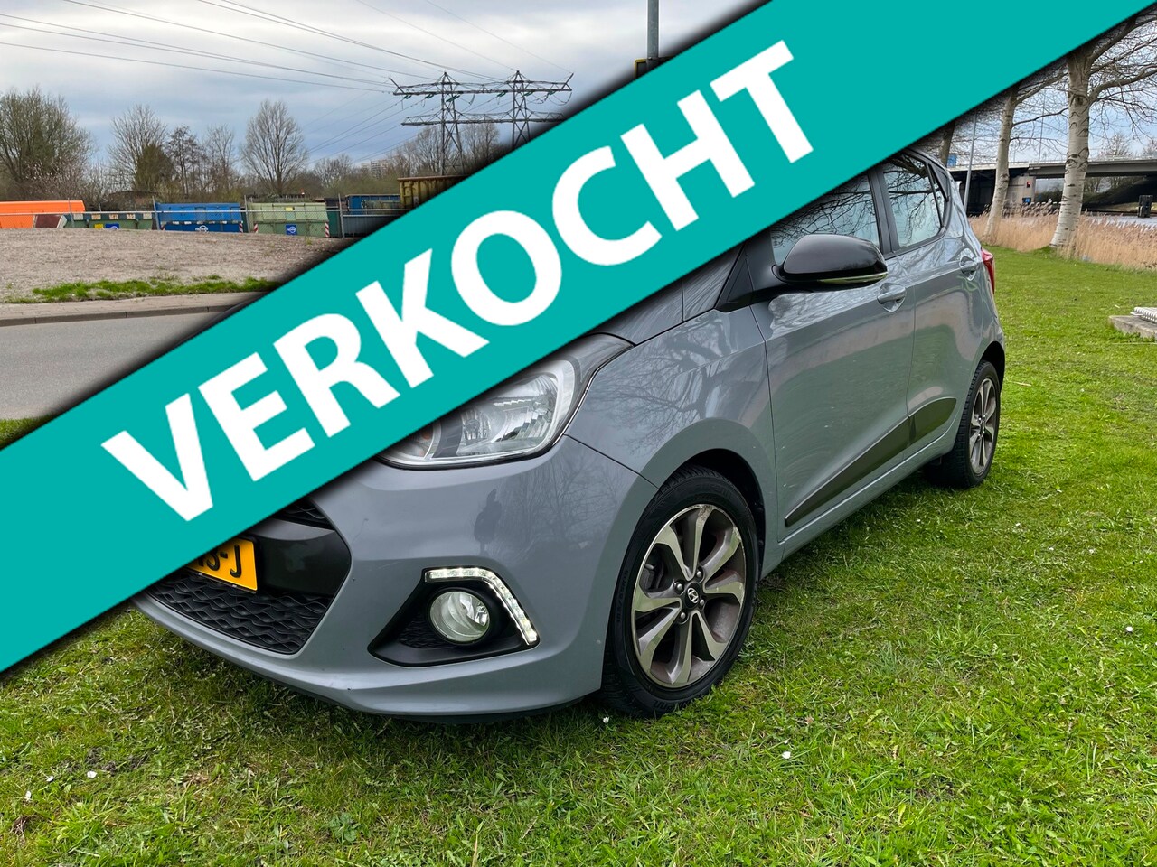 Hyundai i10 - 1.0i i cruise control Airco - AutoWereld.nl