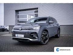 Volkswagen Tiguan - R-Line Edition - eHybrid | Inclusief € 2000, - inruilvoordeel | Trekhaak | 'App-Connect' d