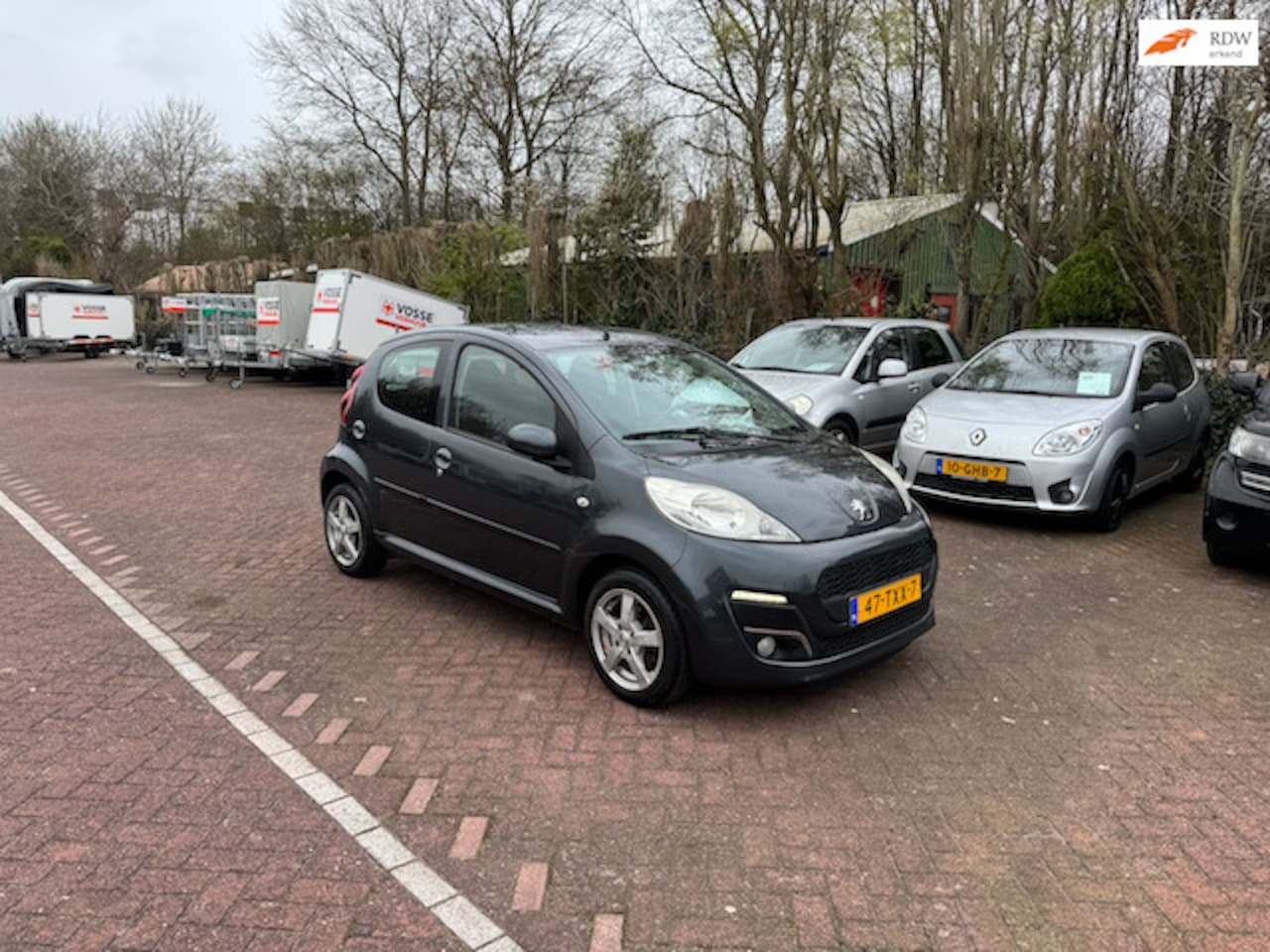 Peugeot 107 - 1.0 Active Airco! Elektrische ramen! centrale deurvergrendeling op afstandsbediening! - AutoWereld.nl