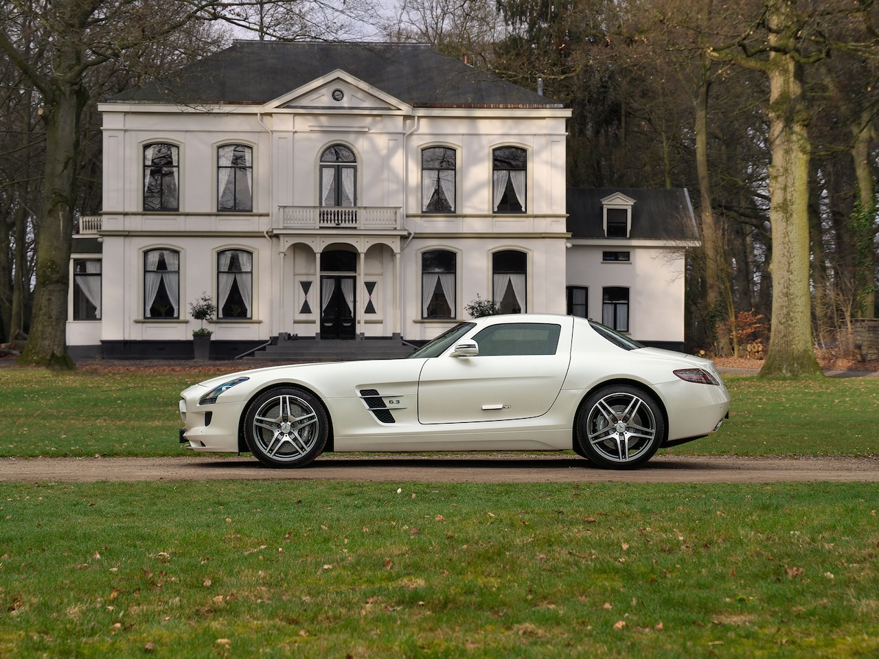 Mercedes-Benz SLS Coupé - 6.3 AMG | First owner | Dutch delivered | Low mileage! - AutoWereld.nl