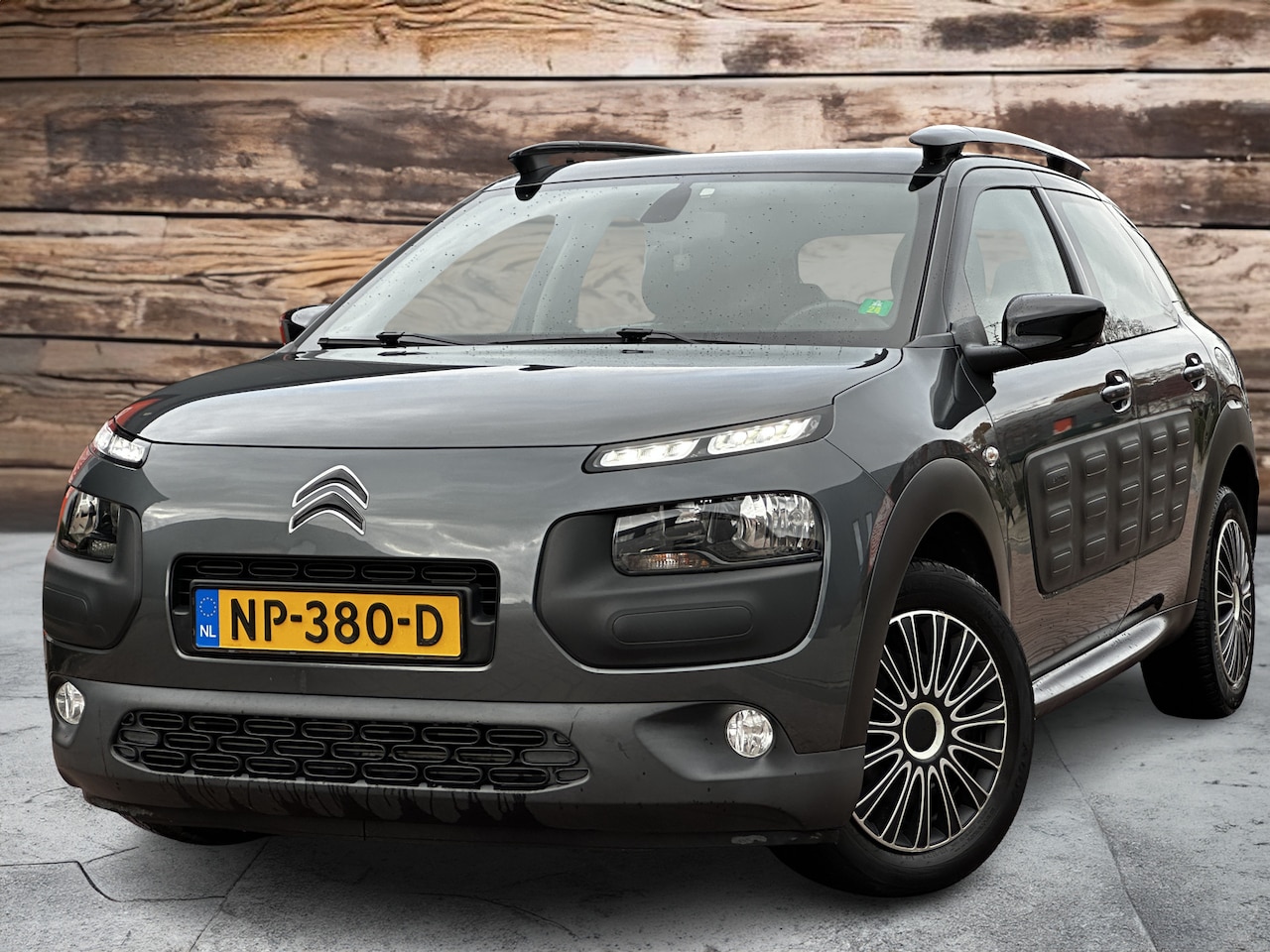 Citroën C4 Cactus - 1.2 PureTech Feel | Trekhaak | ECC | Camera - AutoWereld.nl