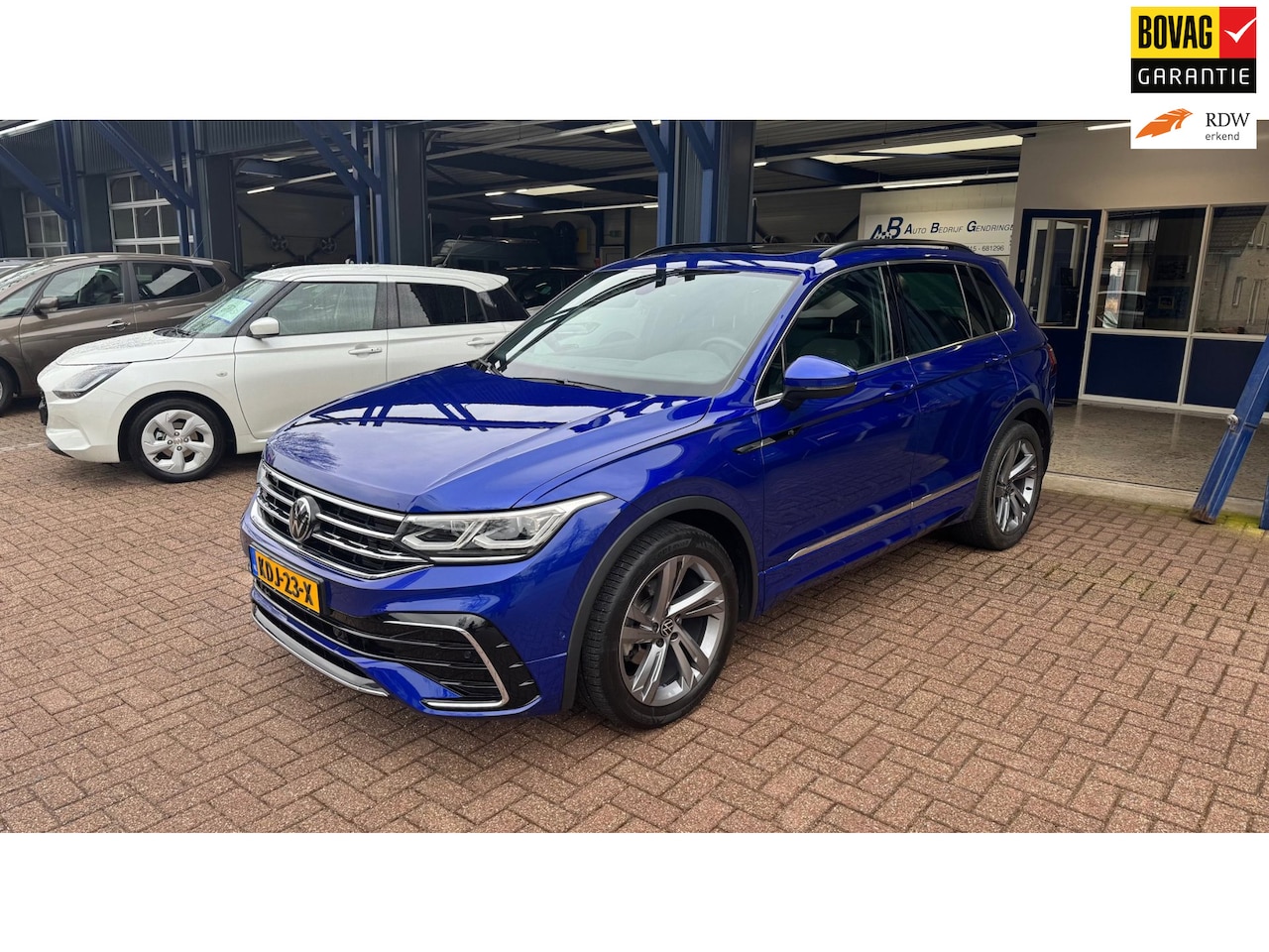 Volkswagen Tiguan - 1.5 TSI R-Line Business 1.5 TSI R-Line Business+ - AutoWereld.nl
