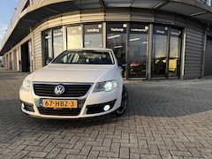Volkswagen Passat - 1.4 TSI DSG NAP LED Dealer CARPLAY CAMERA