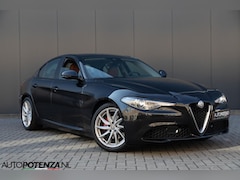 Alfa Romeo Giulia - 2.0T Super 300PK 18" DAB Veloce Int ori NL