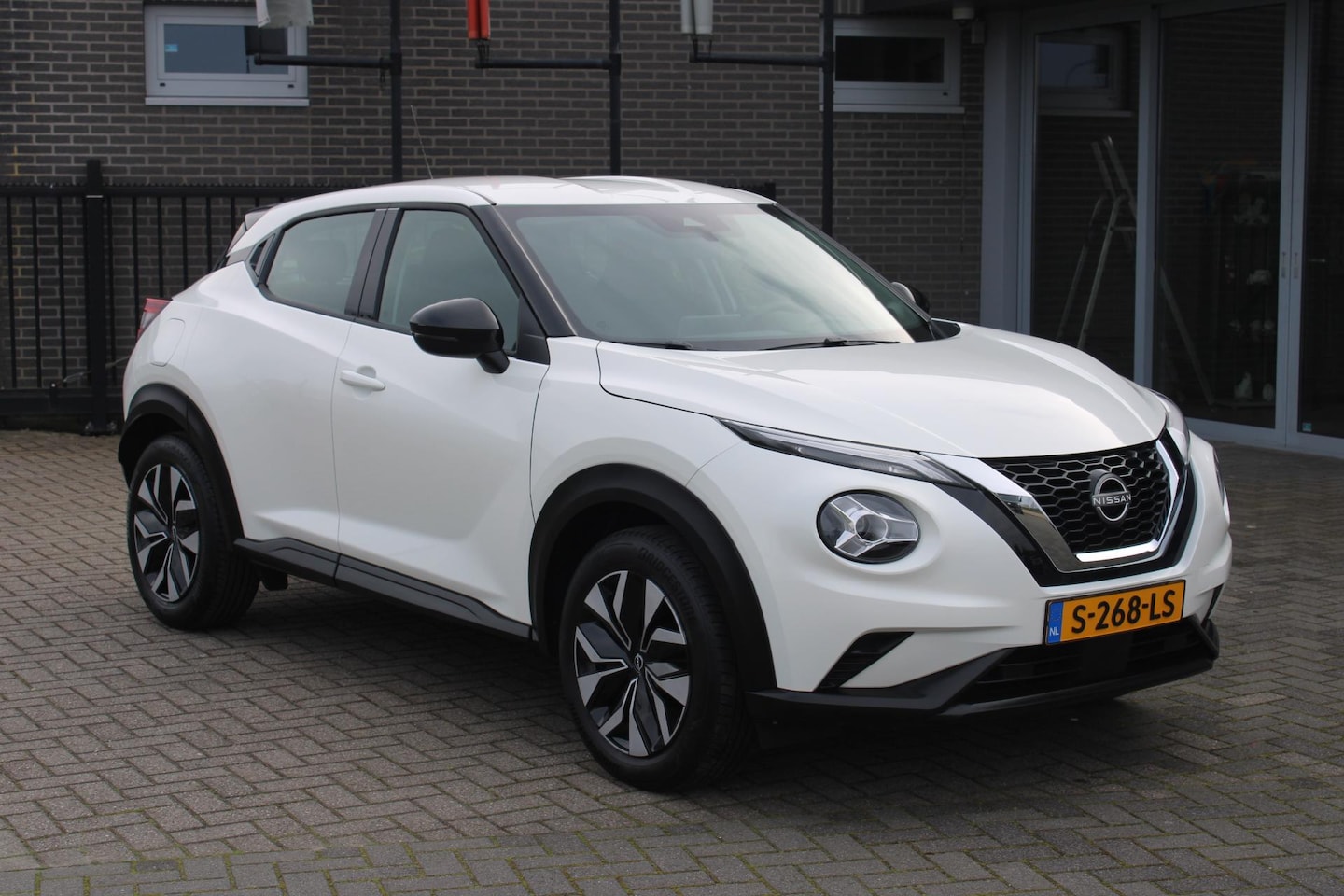 Nissan Juke - 1.0 DIG-T Acenta Led/AppleAndroid/Camera Incl Garantie!! - AutoWereld.nl