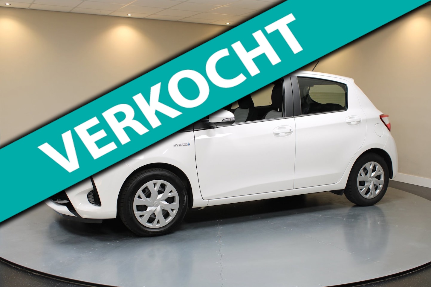 Toyota Yaris - 1.5 Hybrid Active *37.000Km!* Dealer OH|Camera|Cruise|NAP - AutoWereld.nl
