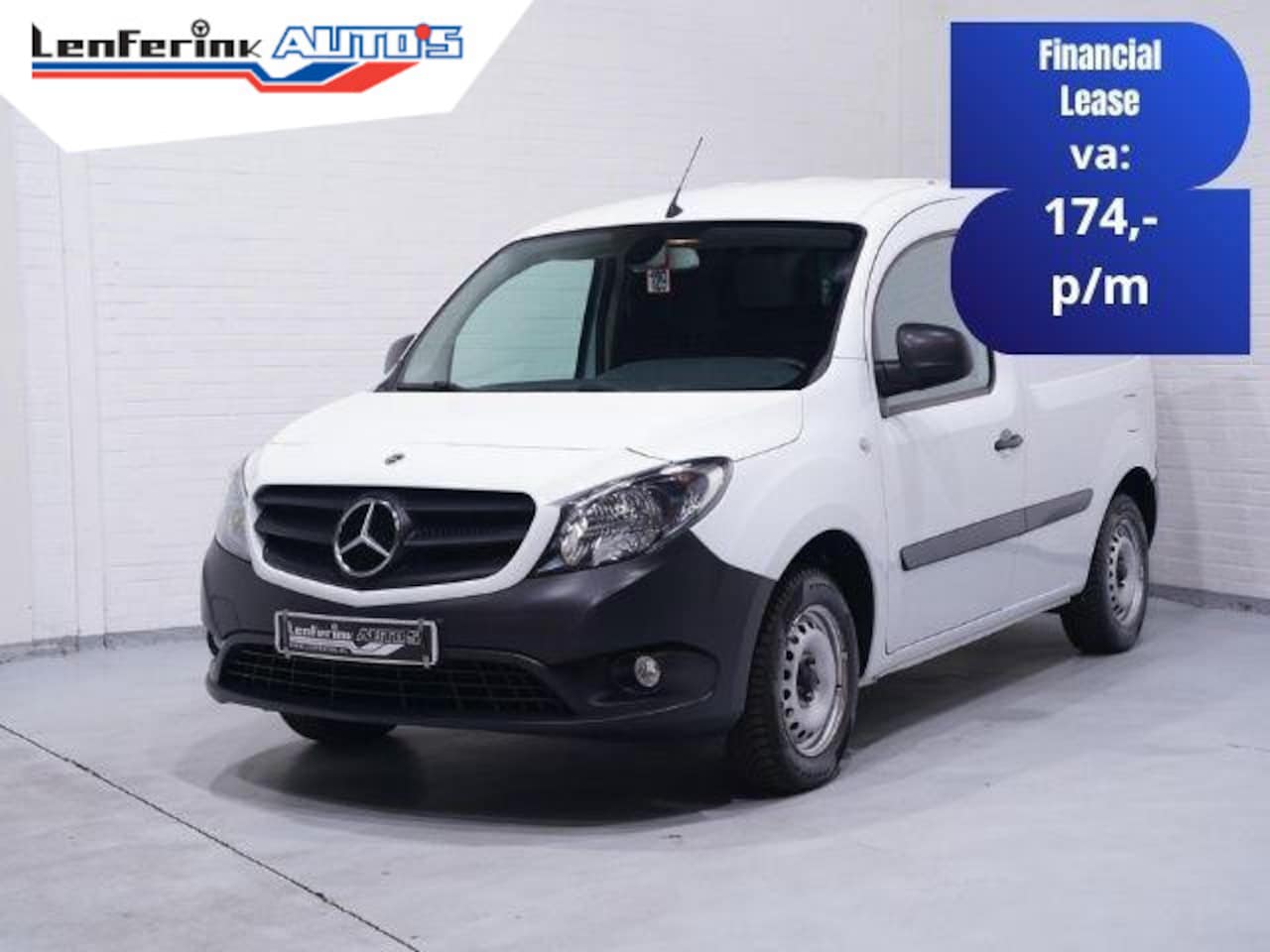 Mercedes-Benz Citan - 109 CDI 95 pk Airco, Navi, Trekhaak Camera, Cruise Control, NAP, 1e Eigenaar - AutoWereld.nl