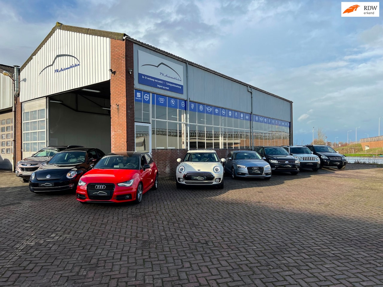 Volkswagen Tiguan - 1.4 TSI Comfortline R-Line **PANODAK + THAAK** - AutoWereld.nl